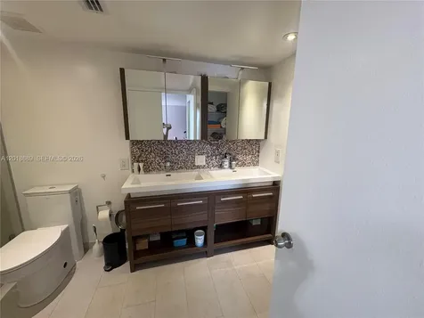 3300 NE 191st Street Aventura FL 33180