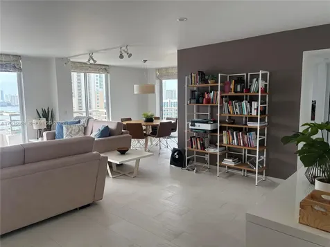 3300 NE 191st Street Aventura FL 33180