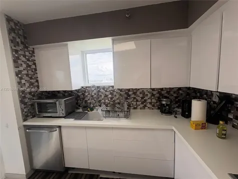 3300 NE 191st Street Aventura FL 33180