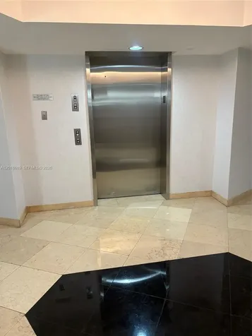 3300 NE 191st Street Aventura FL 33180