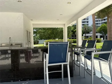 3300 NE 191st Street Aventura FL 33180