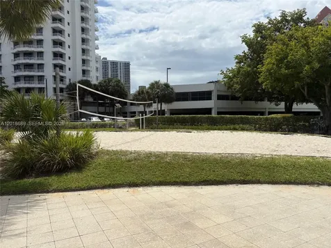 3300 NE 191st Street Aventura FL 33180