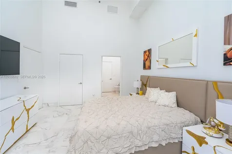 475 Brickell Avenue Miami FL 33131