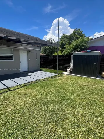 1810 NW 34th Street Miami FL 33142