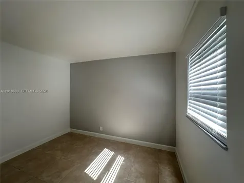 2705 NE 9th Avenue Wilton Manors FL 33334