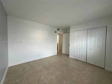 2705 NE 9th Avenue Wilton Manors FL 33334