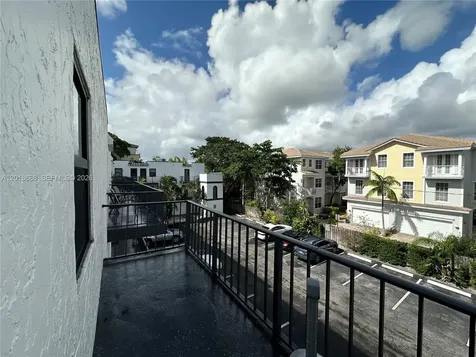 2705 NE 9th Avenue Wilton Manors FL 33334