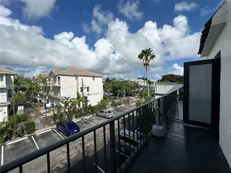 2705 NE 9th Avenue Wilton Manors FL 33334