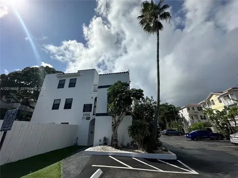 2705 NE 9th Avenue Wilton Manors FL 33334
