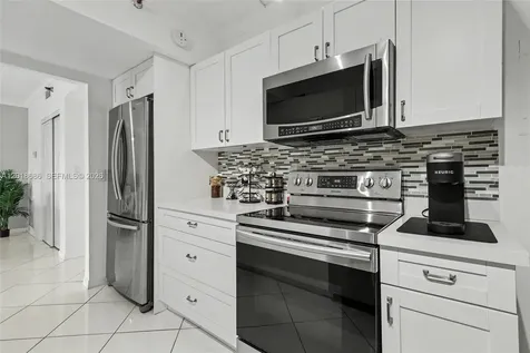 3850 Washington Street Hollywood FL 33021