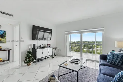 3850 Washington Street Hollywood FL 33021