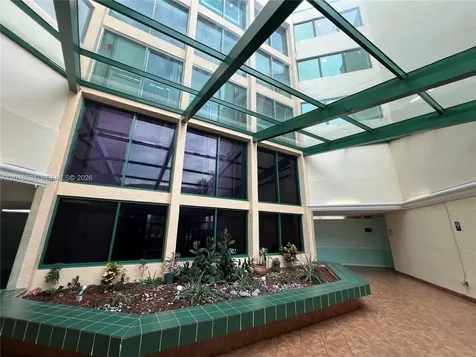 2075 SW 122nd Avenue Miami FL 33175