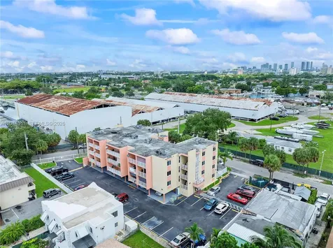 2400 NW 16th St Road Miami FL 33125