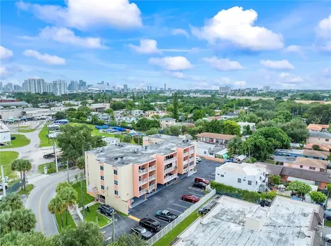 2400 NW 16th St Road Miami FL 33125
