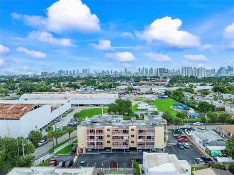 2400 NW 16th St Road Miami FL 33125