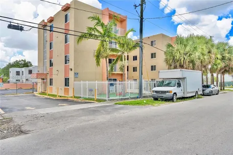 2400 NW 16th St Road Miami FL 33125