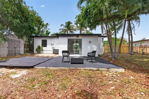4130 NE 17th Avenue Pompano Beach FL 33064