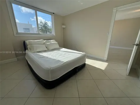 345 Ocean Drive Miami Beach FL 33139