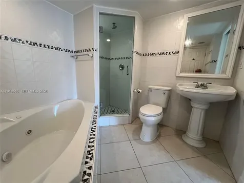 345 Ocean Drive Miami Beach FL 33139