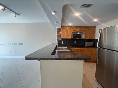 345 Ocean Drive Miami Beach FL 33139