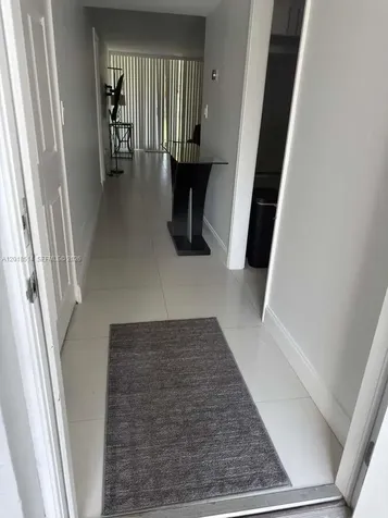 9451 Evergreen Place Davie FL 33324