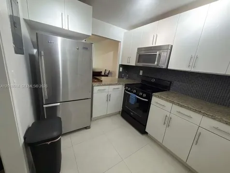 9451 Evergreen Place Davie FL 33324