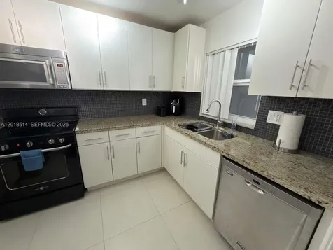 9451 Evergreen Place Davie FL 33324