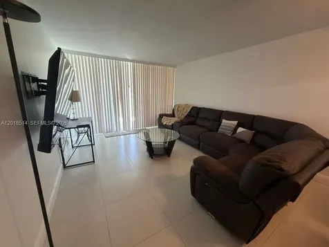 9451 Evergreen Place Davie FL 33324