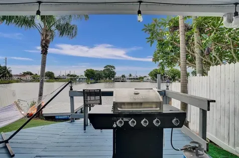 5434 SW 25th Avenue Dania Beach FL 33312