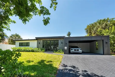 2308 SE 18 Street Fort Lauderdale FL 33316