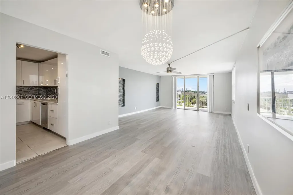 16710 NE 9th Avenue North Miami Beach FL 33162