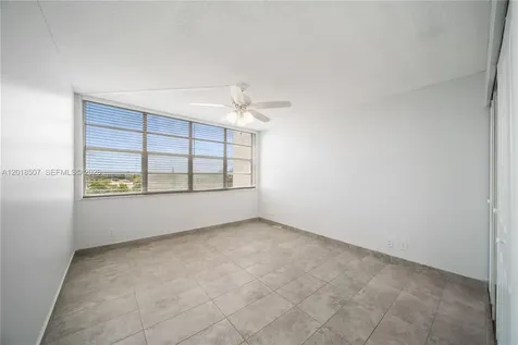 16710 NE 9th Avenue North Miami Beach FL 33162