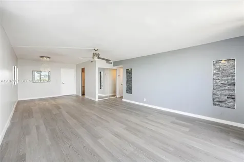 16710 NE 9th Avenue North Miami Beach FL 33162