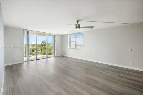 16710 NE 9th Avenue North Miami Beach FL 33162