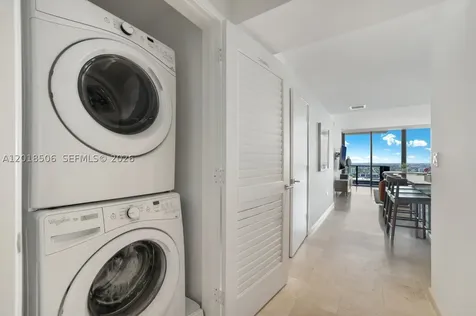 88 SW 7th Street Miami FL 33130