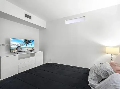 19390 Collins Avenue Sunny Isles Beach FL 33160