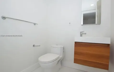 19390 Collins Avenue Sunny Isles Beach FL 33160
