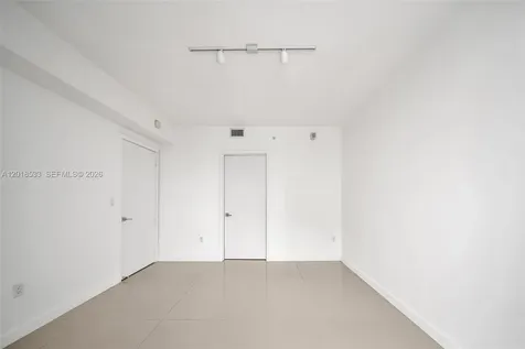 488 NE 18th Street Miami FL 33132