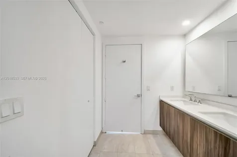 488 NE 18th Street Miami FL 33132