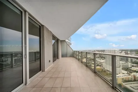 488 NE 18th Street Miami FL 33132