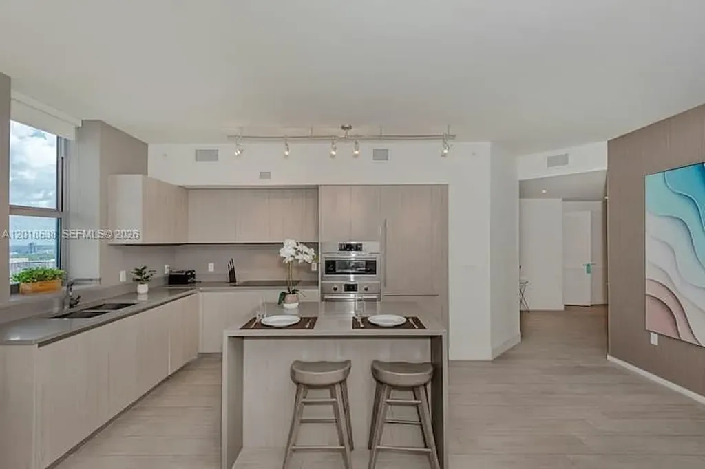 4010 S Ocean Drive Hollywood FL 33019