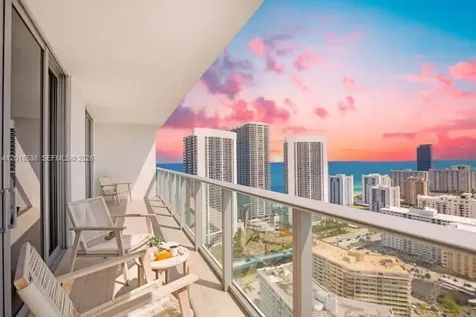 4010 S Ocean Drive Hollywood FL 33019