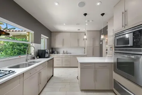 830 E Dilido Drive Miami Beach FL 33139