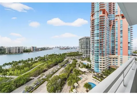 400 S Pointe Drive Miami Beach FL 33139
