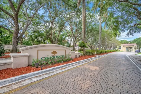 5374 SW 33rd Avenue Hollywood FL 33312
