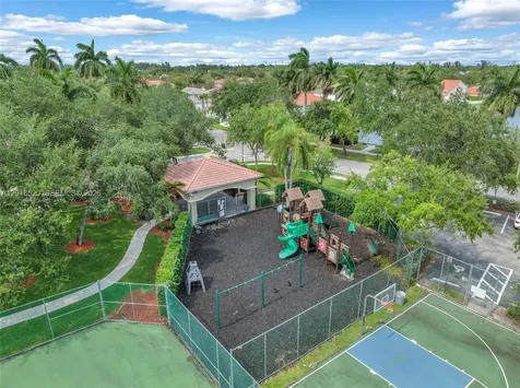 5374 SW 33rd Avenue Hollywood FL 33312