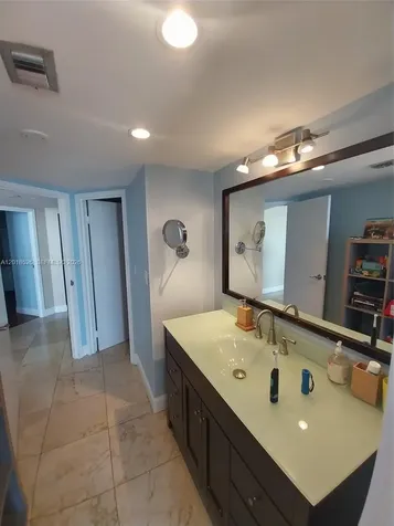2333 Brickell Avenue Miami FL 33129