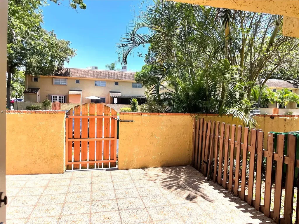 7175 Nova Drive Davie FL 33317