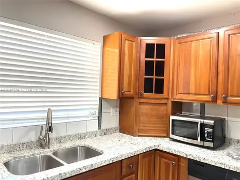 7175 Nova Drive Davie FL 33317
