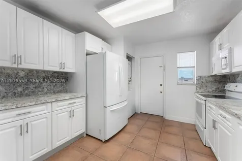 1950 W 54th Street Hialeah FL 33012